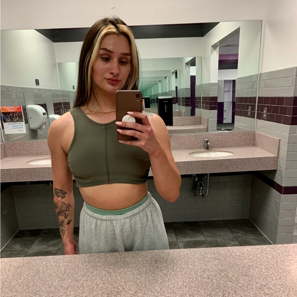 Olive Green Sleeveless Crop Top